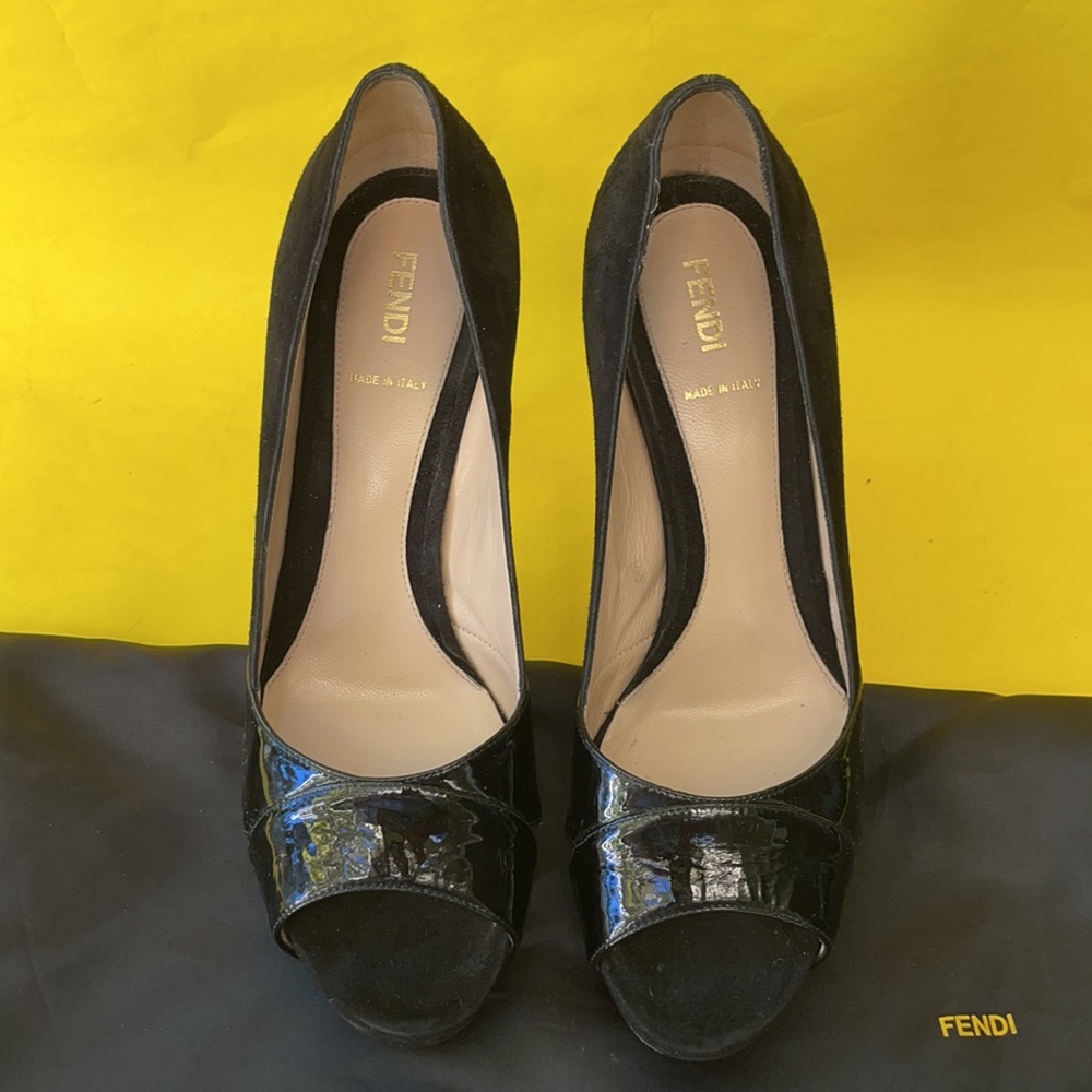 Vintage black Zucca Fendi suede/patent leather heels with dust bag - Picture 7 of 14